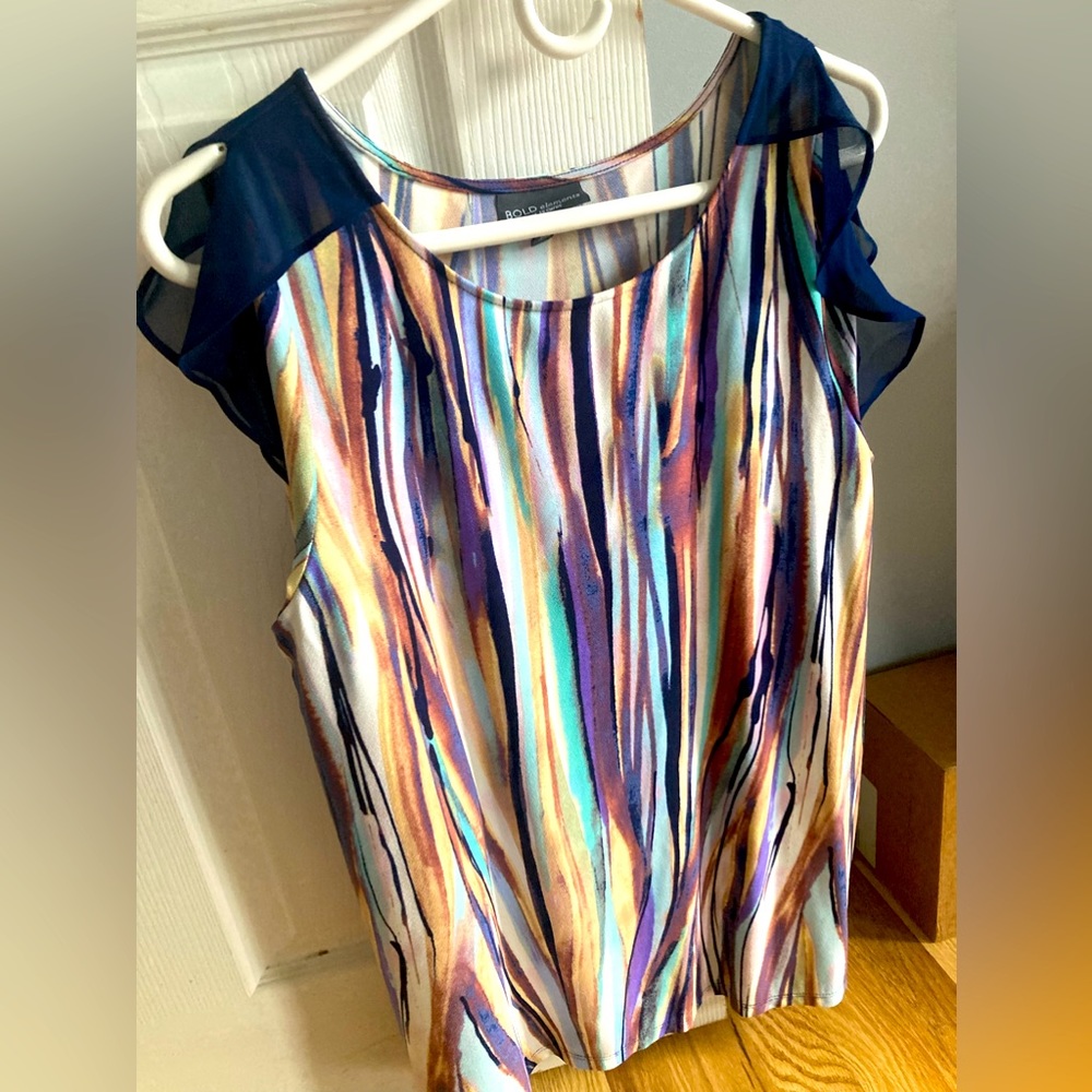 Sleeveless top.